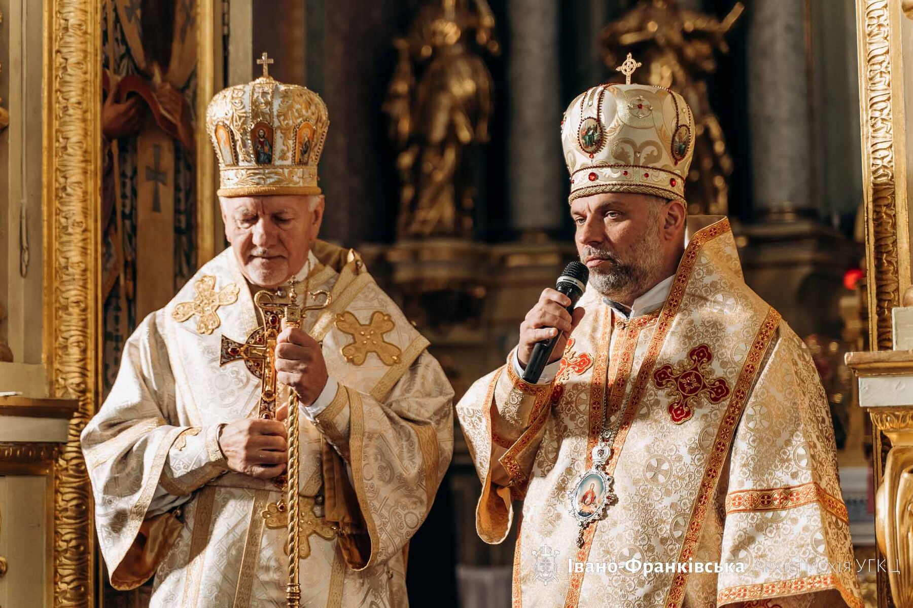 Владика Йосафат Мощич в Архікатедральному соборі привітав Митрополита Володимира з Днем народження 